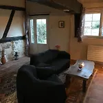 La Chaumiere Enchantee *