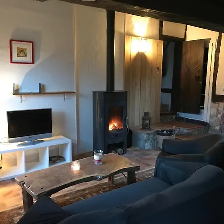 La Chaumiere Enchantee Saint-Christophe-Sur-Conde